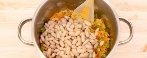 Шаг 6: овощного супа с фасолью и макаронами