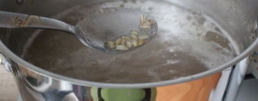 Шаг 1: перлового супа с солеными помидорами