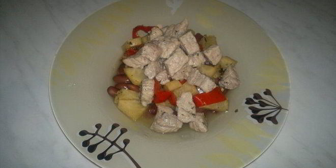 Рецепт бобовой похлебки со свиным окороком, сельдереем и сладким перцем