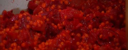 Шаг 4: чечевичной похлебки с капустой кале, свеклой и помидорами