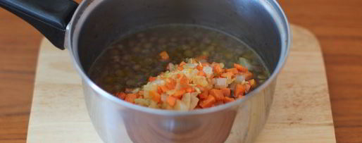 Шаг 4: чечевичной похлебки с курицей