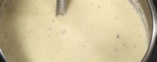 Шаг 4: чесночной похлебки с лепешками