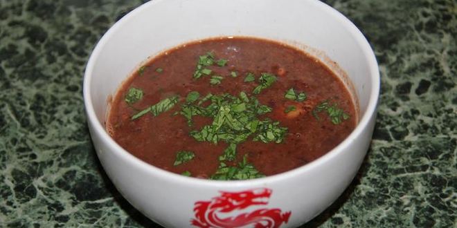 Рецепт фасолевой похлебки с грудинкой и чили