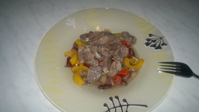 Рецепт Похлебки из фасоли со сладкими перцами и бараниной в уцхо сунели