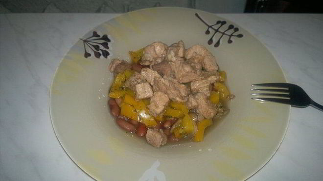 Рецепт Похлебки из фасоли со свиным окороком, сладким перцем и лесными грибами