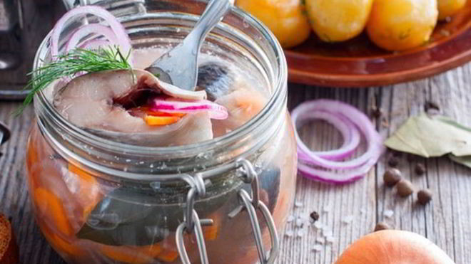 Рецепт Консервов из скумбрии в соусе рассольник