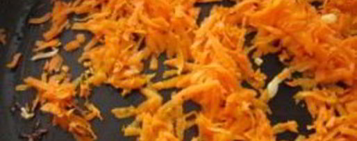 Шаг 5: рассольника с колбасой