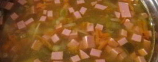 Шаг 8: рассольника с колбасой