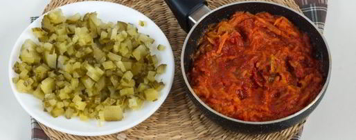 Шаг 8: рассольника с перловкой, солеными огурцами и нутом