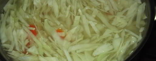 Шаг 4: острых щей с рыбными консервами