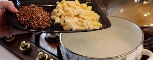 Шаг 20: постных щей из квашеной капусты