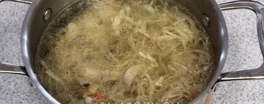 Шаг 4: щей из кислой капусты со свининой