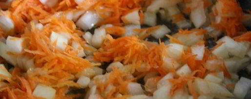 Шаг 4: щей из свежей и квашеной капусты на курином бульоне