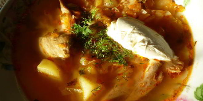 Рецепт щей из свежей капусты с солеными помидорами