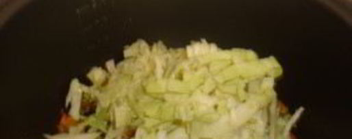 Шаг 1: щей с курицей в мультиварке