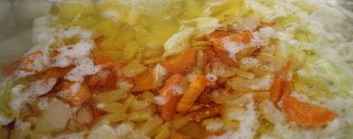 Шаг 3: зеленых летних щей со сметаной