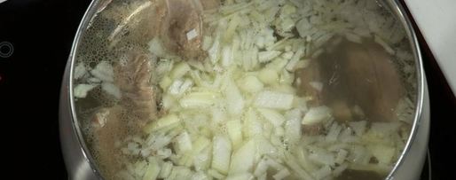 Шаг 1: шурпы с баклажаном