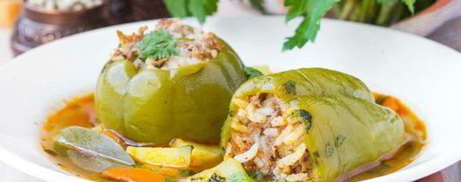 Шаг 11: супа с фаршированными перцам дулма-шурпа