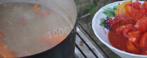 Шаг 6: вкусного супа шурпа на костре в казане