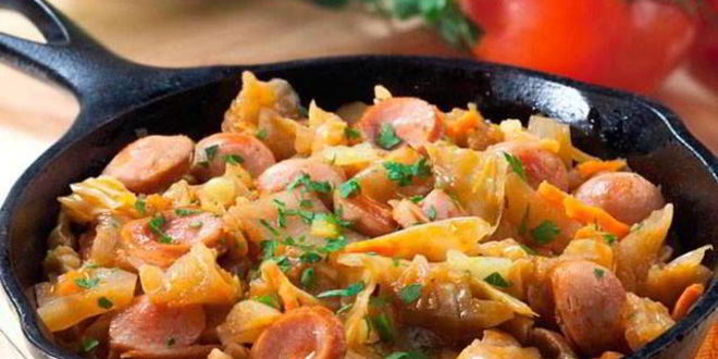 Рецепт ароматной солянки с сосисками