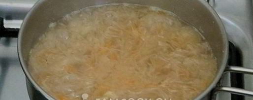 Шаг 3: постной солянки с грибами и капустой