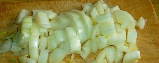 Шаг 3: солянки классической с колбасой