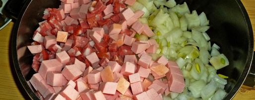 Шаг 5: солянки классической с колбасой