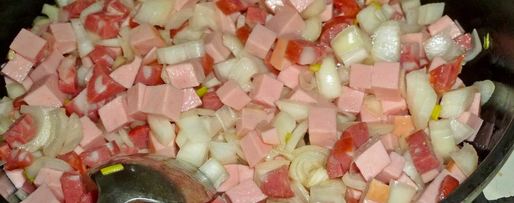 Шаг 6: солянки классической с колбасой