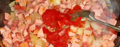 Шаг 9: солянки классической с колбасой