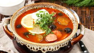 Рецепт Солянки с копченой колбасой
