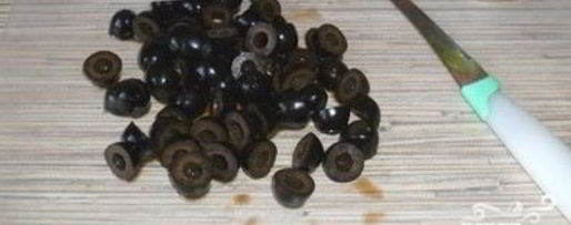 Шаг 6: солянки с мясом и колбасой