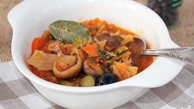 Рецепт Солянки с шампиньонами