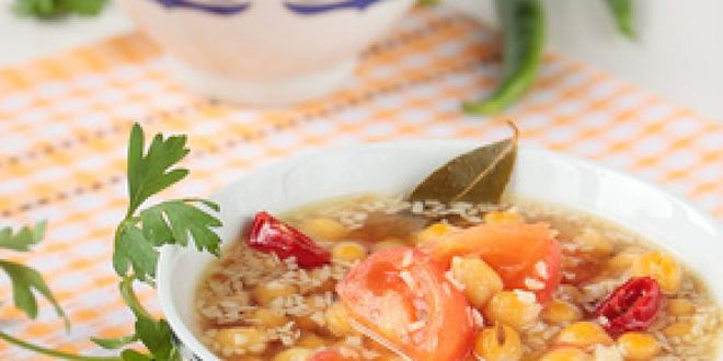 Рецепт супа из нута, кокоса и томатов