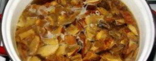 Шаг 3: супа из сухих белых грибов