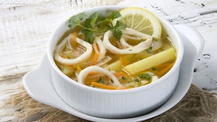 Рецепт Супа картофельного с кальмарами