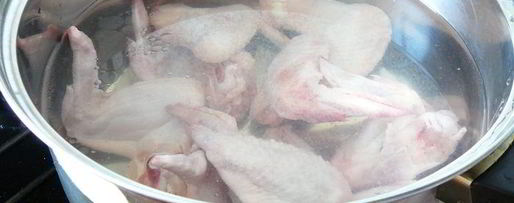 Шаг 1: харчо из куриных крылышек