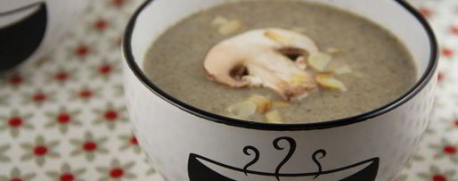 Шаг 5: грибного супа-пюре с сыром бри и миндалем