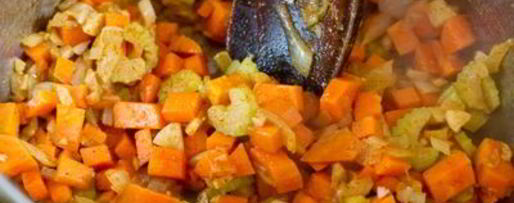 Шаг 4: острого супа-пюре из фасоли с авокадо