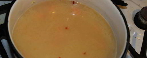 Шаг 2: пикантного супа-пюре из красной чечевицы