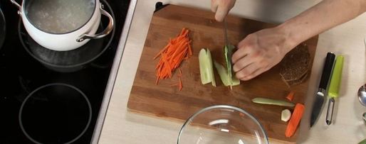 Шаг 1: супа-пюре из риса и овощные роллы