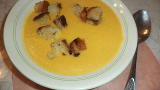 Рецепт Тыквенного супа-пюре с чесночными сухариками