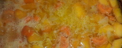 Шаг 2: тыквенного супа-пюре с чесночными сухариками