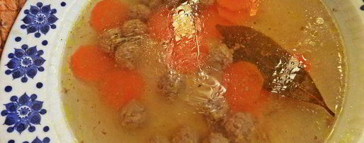 Шаг 12: супа с фрикадельками и блинными роллами