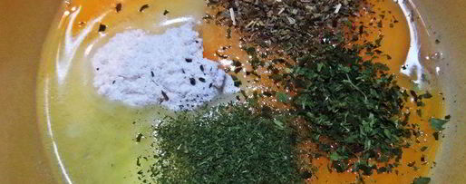 Шаг 4: супа с фрикадельками и блинными роллами