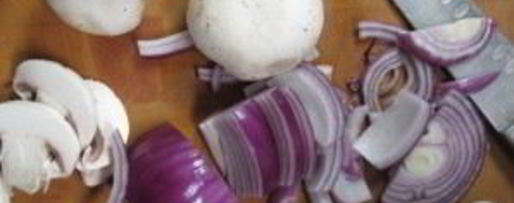 Шаг 1: супа с шампиньонами и картофелем