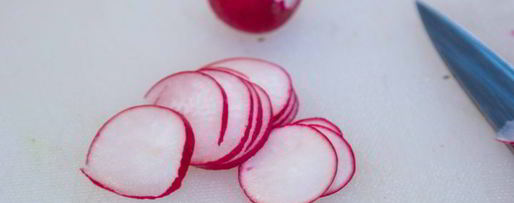 Шаг 12: холодного свекольника с ботвой