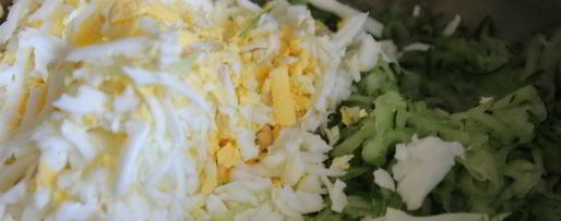 Шаг 1: холодного свекольника с курицей на сметане и минеральной воде