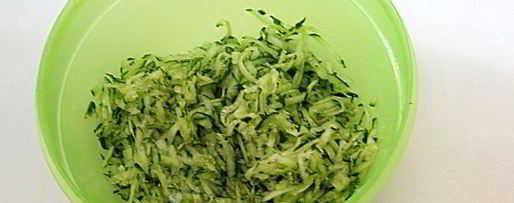 Шаг 3: холодного свекольника с редисом