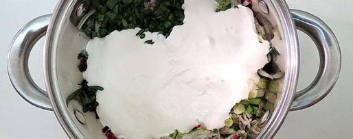 Шаг 6: холодного свекольника с редисом