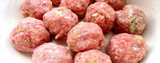 Шаг 3: латвийского свекольника с фрикадельками